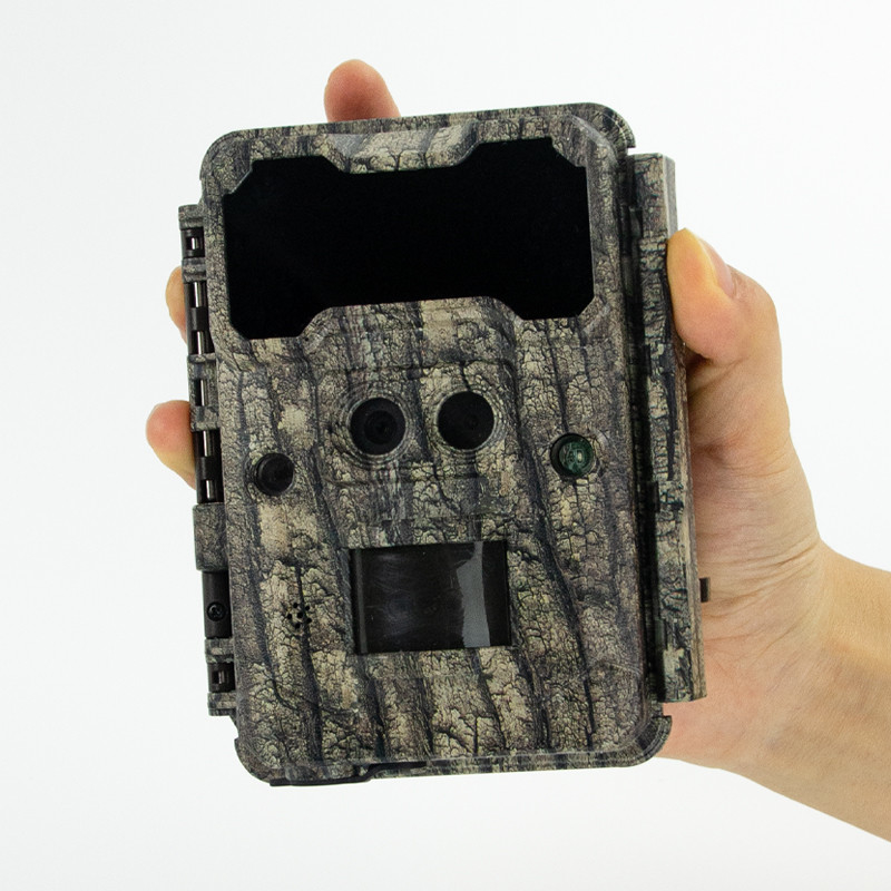 Kamera berburu KW698A sensor ganda 0.25s kecepatan pengambilan 30MP 1080PHD tidak bercahaya 100ft jarak malam tahan air IP67 kamera pengintai